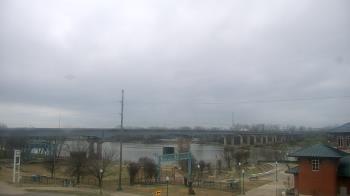 Weather camera view of Miss Lauras.