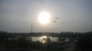 Weather camera view of Miss Lauras.