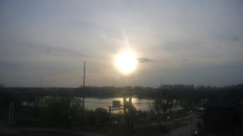 Weather camera view of Miss Lauras.