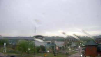 Weather camera view of Miss Lauras.