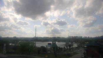 Weather camera view of Miss Lauras.