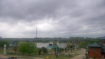 Weather camera view of Miss Lauras.