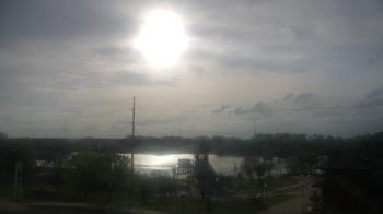 Weather camera view of Miss Lauras.