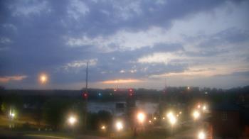 Weather camera view of Miss Lauras.