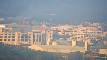 Weather camera view of Kessler Mountain.