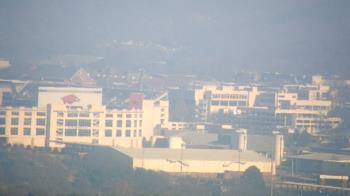 Weather camera view of Kessler Mountain.