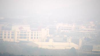 Weather camera view of Kessler Mountain.