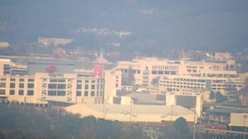 Weather camera view of Kessler Mountain.