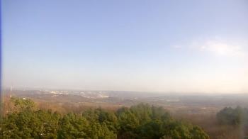 Weather camera view of Kessler Mountain.