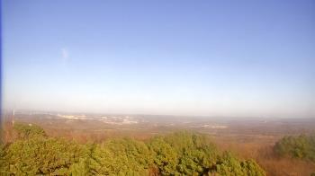 Weather camera view of Kessler Mountain.