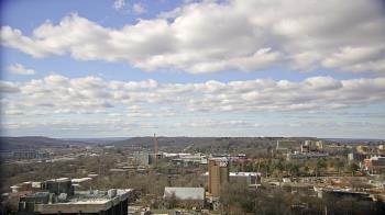 Weather camera view of The Graduate Hotel.