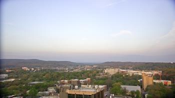 Weather camera view of The Graduate Hotel.