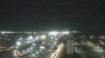 Weather camera view of Garden City Coop Inc - city center.