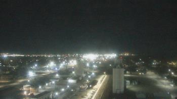 Weather camera view of Garden City Coop Inc - city center.