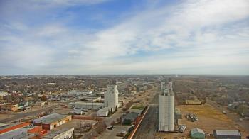 Weather camera view of Garden City Coop Inc - city center.