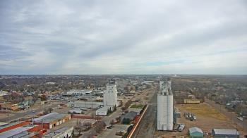Weather camera view of Garden City Coop Inc - city center.