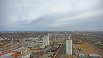 Weather camera view of Garden City Coop Inc - city center.