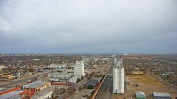 Weather camera view of Garden City Coop Inc - city center.