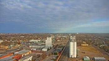 Weather camera view of Garden City Coop Inc - city center.