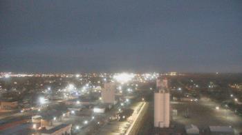 Weather camera view of Garden City Coop Inc - city center.