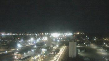 Weather camera view of Garden City Coop Inc - city center.