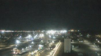 Weather camera view of Garden City Coop Inc - city center.
