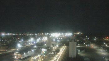 Weather camera view of Garden City Coop Inc - city center.