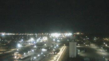 Weather camera view of Garden City Coop Inc - city center.