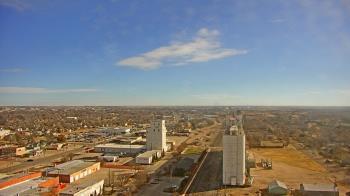 Weather camera view of Garden City Coop Inc - city center.