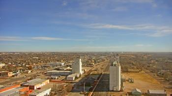 Weather camera view of Garden City Coop Inc - city center.