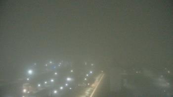 Weather camera view of Garden City Coop Inc - city center.