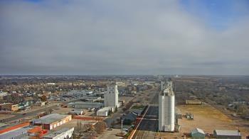 Weather camera view of Garden City Coop Inc - city center.