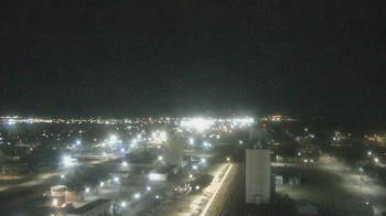 Weather camera view of Garden City Coop Inc - city center.