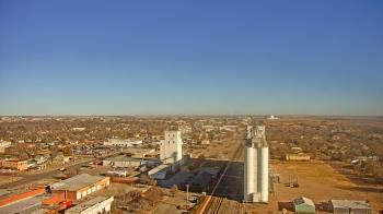 Weather camera view of Garden City Coop Inc - city center.