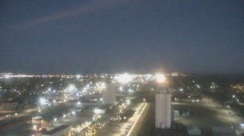 Weather camera view of Garden City Coop Inc - city center.