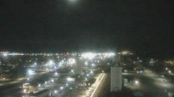 Weather camera view of Garden City Coop Inc - city center.