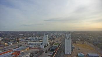 Weather camera view of Garden City Coop Inc - city center.