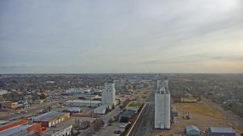 Weather camera view of Garden City Coop Inc - city center.