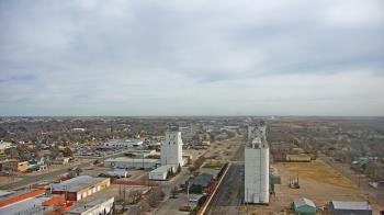 Weather camera view of Garden City Coop Inc - city center.
