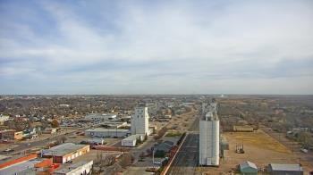 Weather camera view of Garden City Coop Inc - city center.