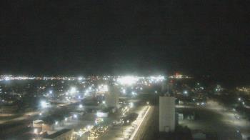 Weather camera view of Garden City Coop Inc - city center.