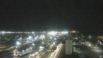 Weather camera view of Garden City Coop Inc - city center.