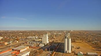 Weather camera view of Garden City Coop Inc - city center.