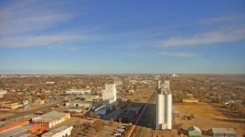Weather camera view of Garden City Coop Inc - city center.