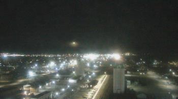 Weather camera view of Garden City Coop Inc - city center.