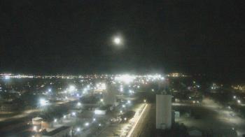 Weather camera view of Garden City Coop Inc - city center.