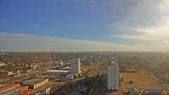Weather camera view of Garden City Coop Inc - city center.