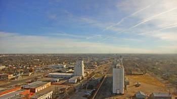Weather camera view of Garden City Coop Inc - city center.
