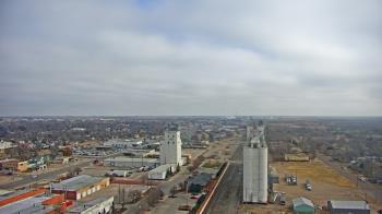 Weather camera view of Garden City Coop Inc - city center.