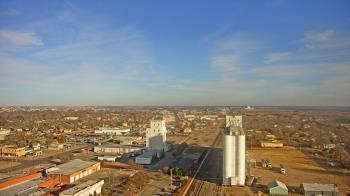 Weather camera view of Garden City Coop Inc - city center.